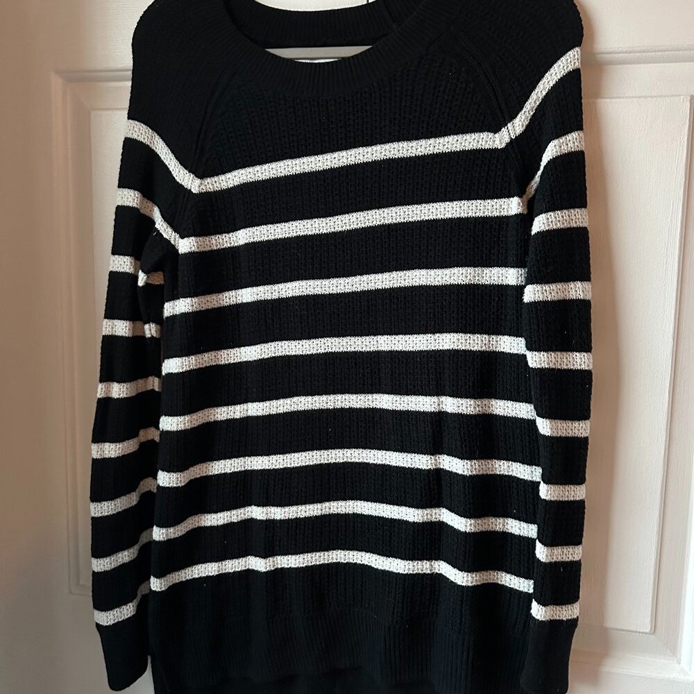 Black and white stripe sweater